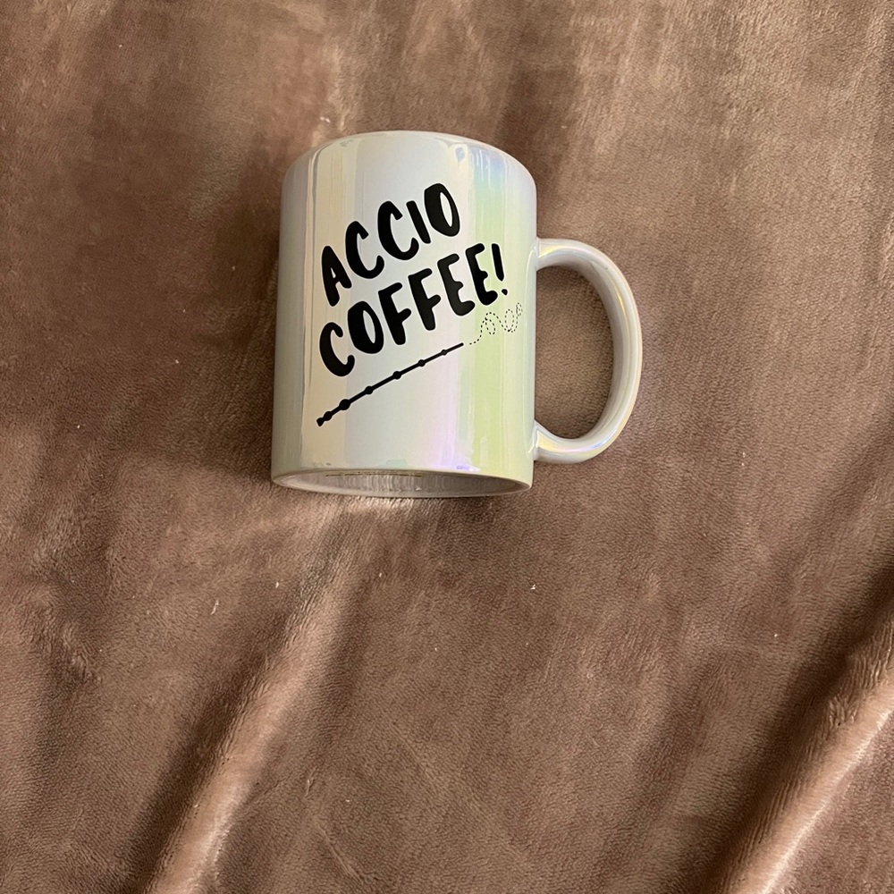 Accio Coffee Iridescent Mug